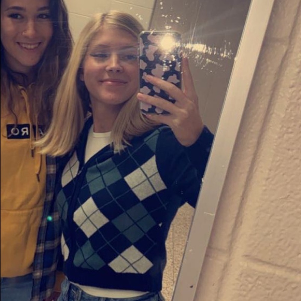 hollister sweater
